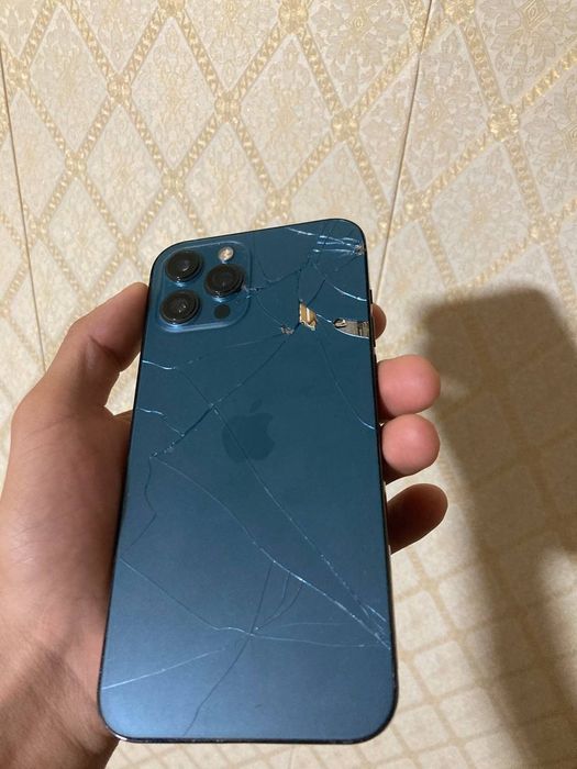 iPhone 12 PRO MAX sotiladi