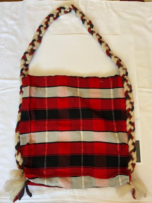 Traista Traditionala zona Maramures ! Lucrata Manual din Lana Naturala