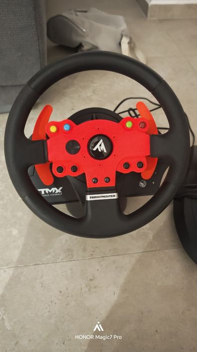Volan Thrustmaster TMX – Force Feedback