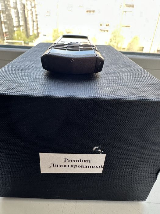 Телефон Vertu Premium