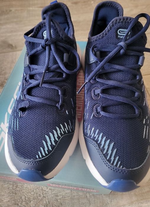 Маратонки  39 номер