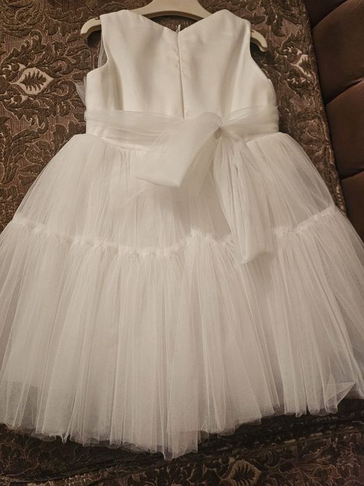 Нарядное платье для девочек