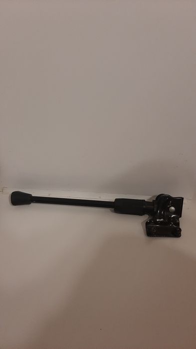 Покрышка, сиденье,подножка для велосипеда.