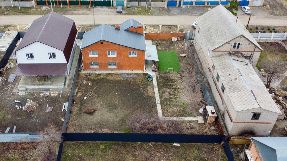 Дом, 188,6м², участок 8 сот.