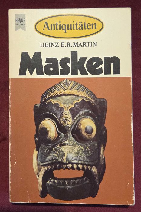 Колекционерски предмети - 12 енциклопедии и справочници