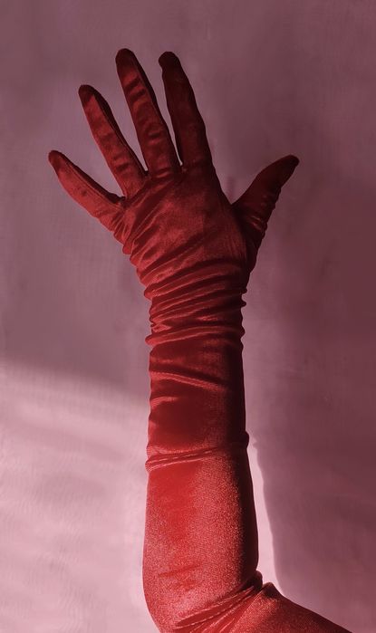 Перчатки длинные, вечерние.