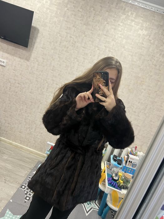 Продам норковую шубу