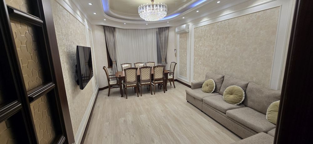 Сдаётся 3-х комнатная квартира в Яккасарайском районе. 8 ротдом