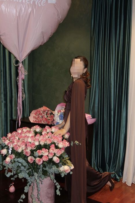 Вечернее платье в отличном состоянии, стильное