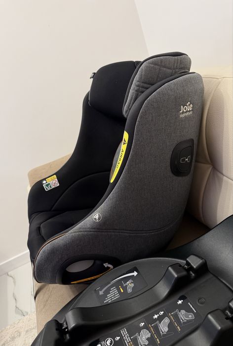 Scaun de masina Joie cu isofix