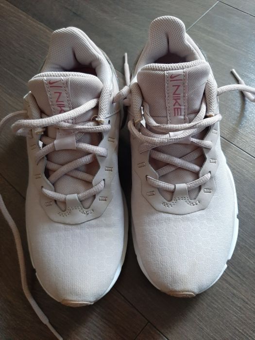 Adidasi Nike originali 37,5