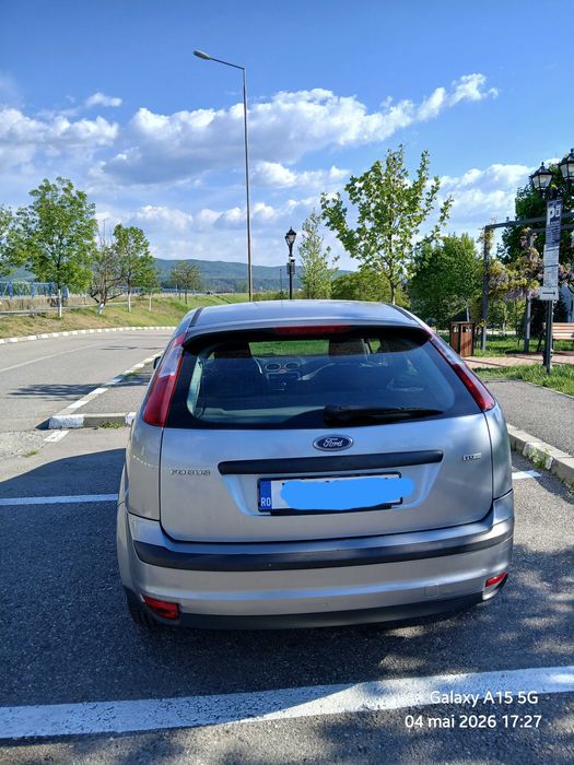 Vând Ford focus II 1,6 tdci