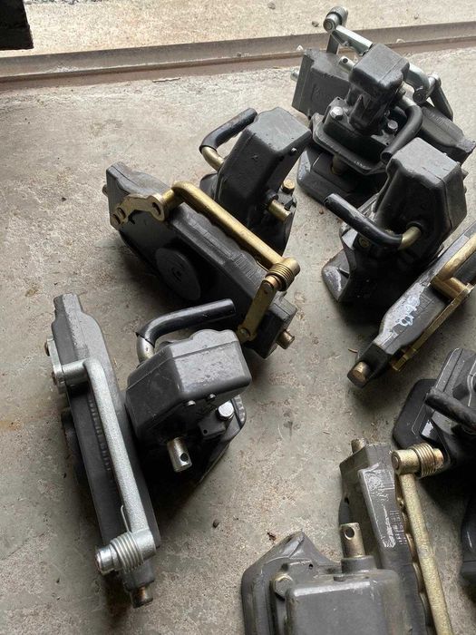 Cupla carlig remorcare automat pt tractor 33.7, 39 cm 31 cm latime