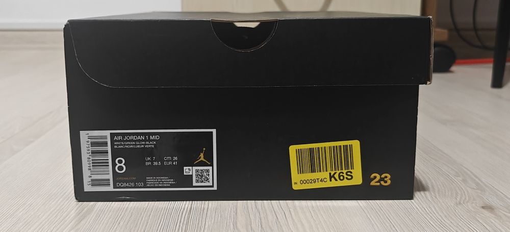 Air Jordan 1 Mid Green Glow/White