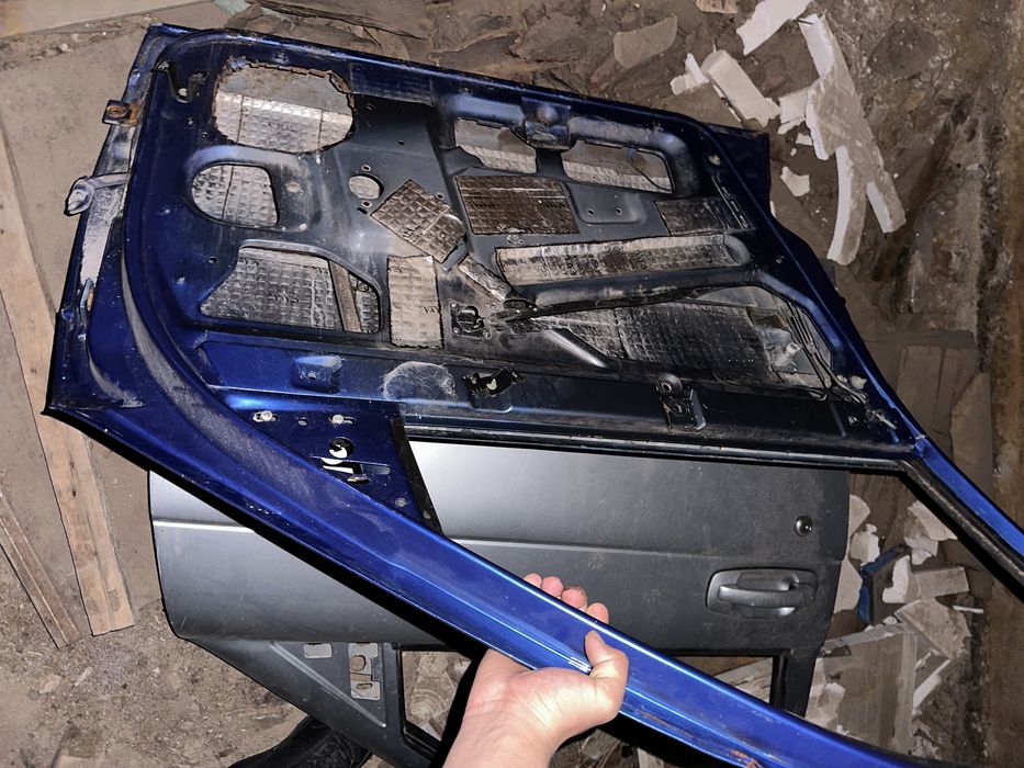 Дверь передний на приора