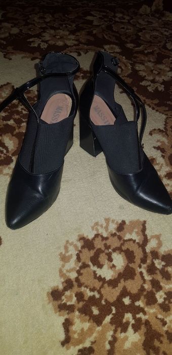 Продам туфли Massima