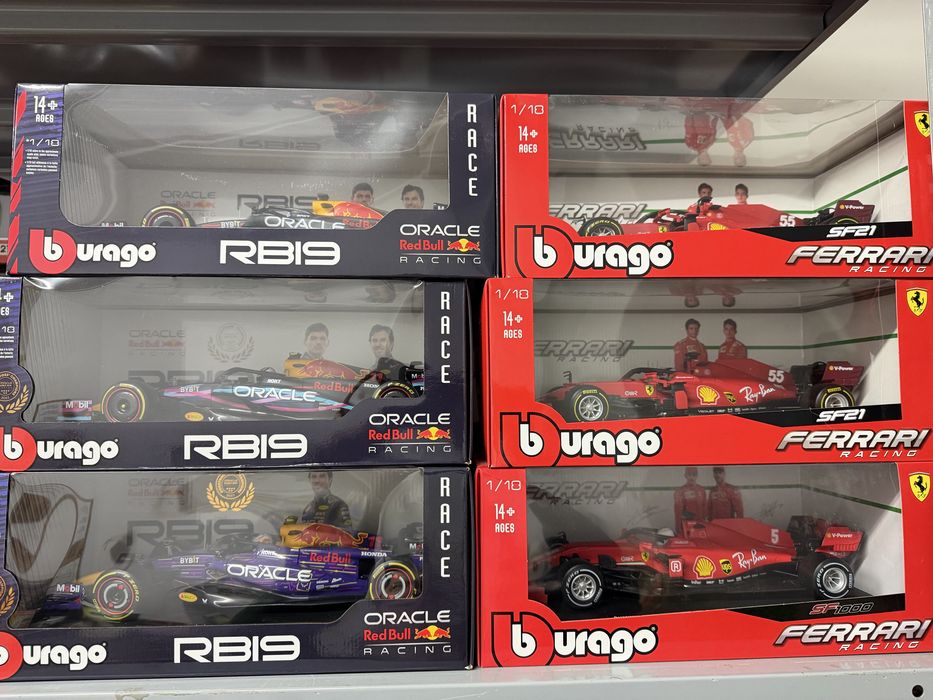 Formula 1 macheta auto scara 1:18