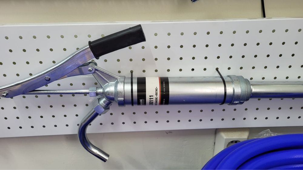 Домкраты, насосы