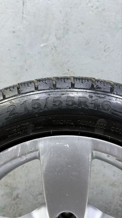 Диски с резиной на BMW 5