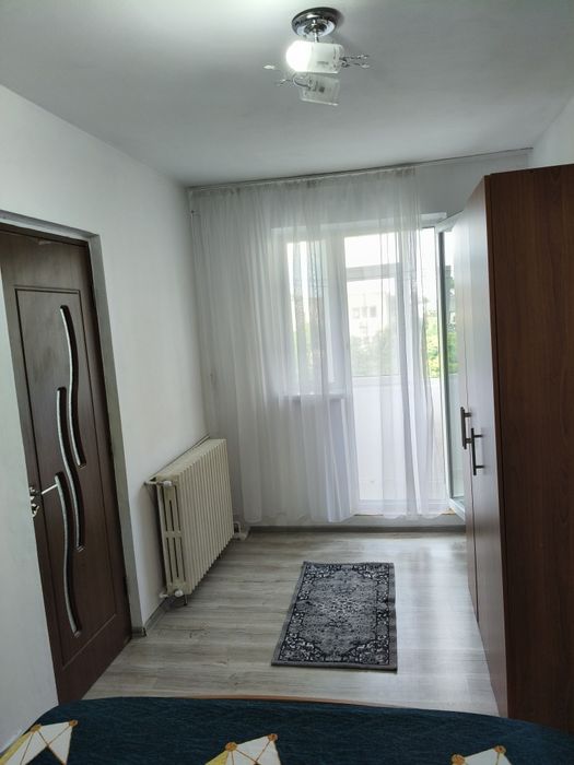 Apartament 2 camere de închiriat