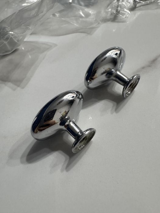 Ручка кнопка металлическая