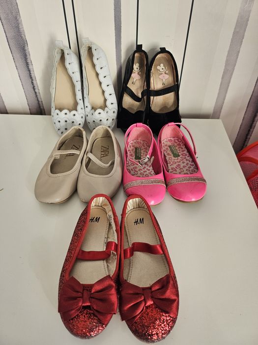 Детски ботушки и обувки