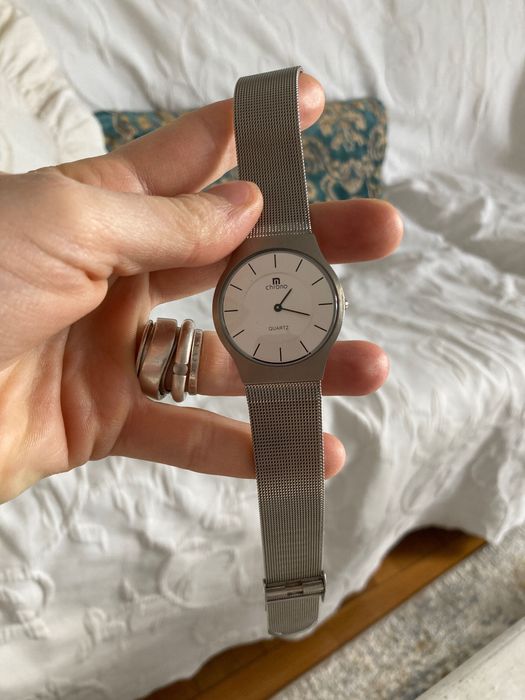 Chrono часовник чисто нов