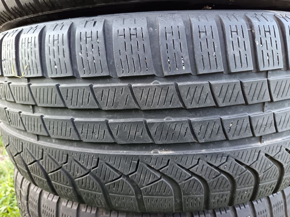 Зимни гуми PIRELLI   P-ZERO