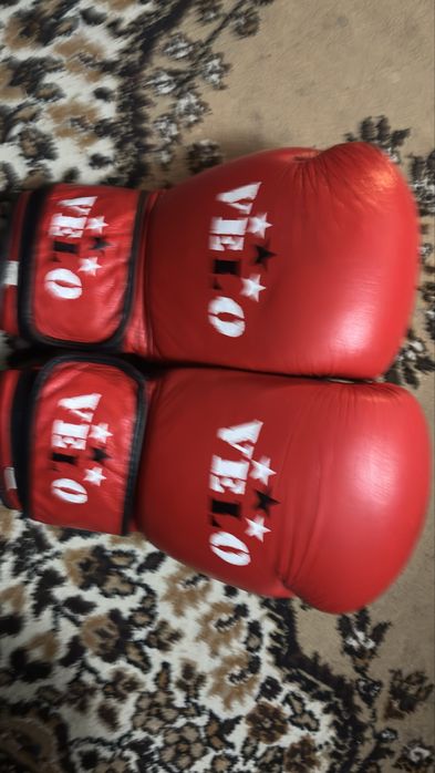 перчатки боксерские Velo 12 размера