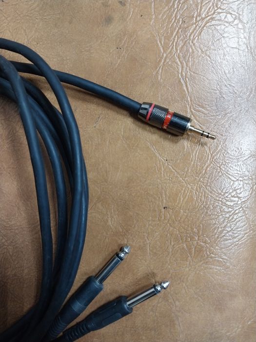 Кабель для гитары.микрофона.колонок
