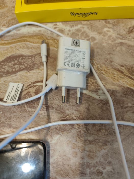 HuAwei p30 lite  стар модел  но си работи. Всичко