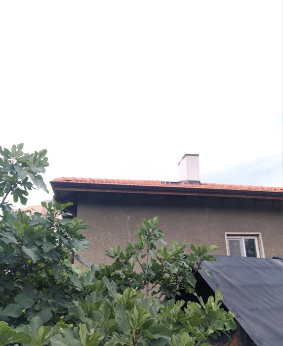Продава къща в гр.Бобов дол