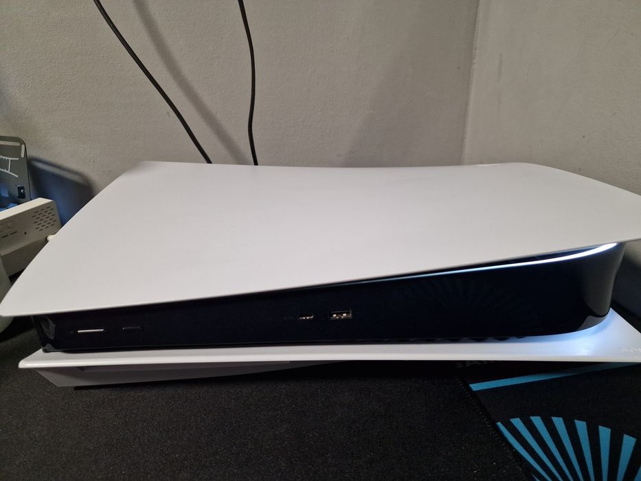Ps5 disc version modat 825gb Fw 9.00