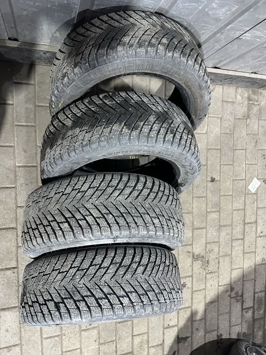 Зимние шины шипованные