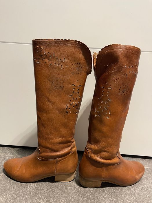 Cizme piele, Papucei