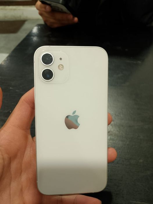 iPhone 12 ёмкость 77