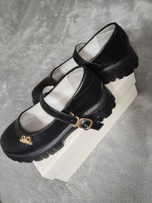 Для девочек, школьные туфли