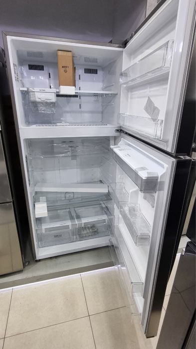 Холодильник LG GR-F872HLHU Корея