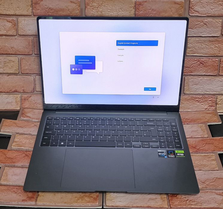 Samsung Galaxy Book ULTRA 9 – Vârful de Gamă Absolut RTX 4070 AMOLED  i9/1TB  (Nu confundați cu Pro sau Ultra 7)