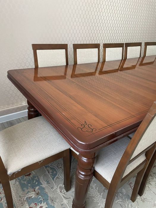 продам стол стулья для гостиной