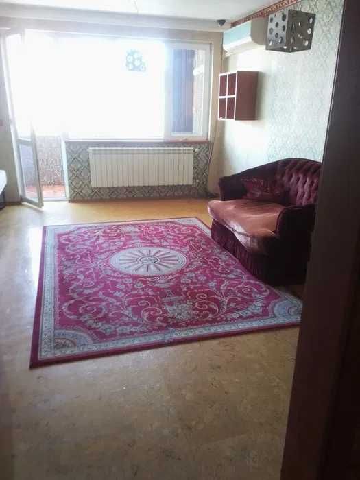 Дава се под наем Двустаен апартамент в Бургас, Меден рудник - зона А - 76 кв.м за 200 € - Снимка #2