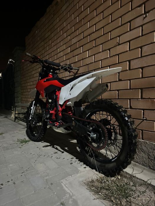 Продам эндуро мотоцикл