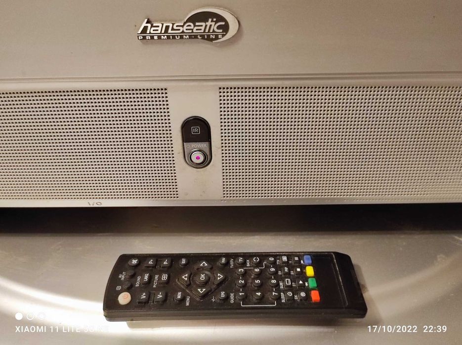 Телевизор  hanseatic модел   LC32-200S