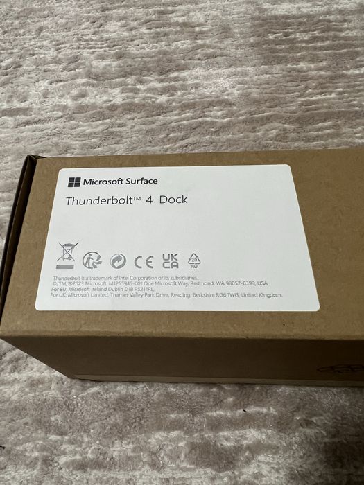 Microsoft surface thunderbolt 4 Dock Nou Cutie Sigilat