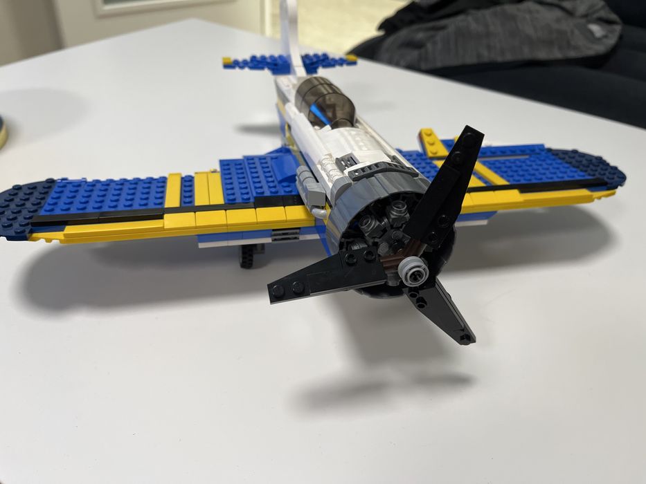 Продавам Lego 3 in 1 самолет/хеликоптер/лодка