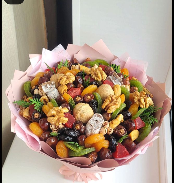 Букет из сухофруктов