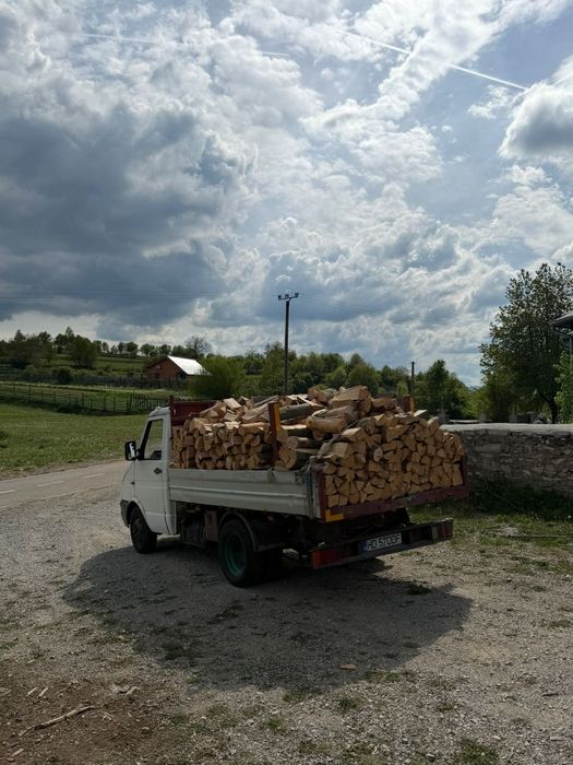 Lemn de foc Fag taiat și spart!! Detalii la numărul de telefon!!