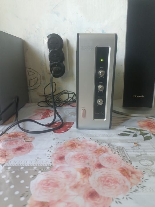 Колонки с усилителем