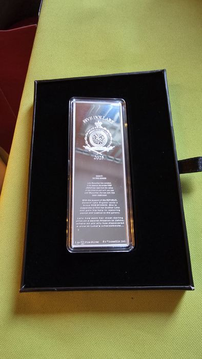 Продавам сребърна монета Star Wars 3 oz