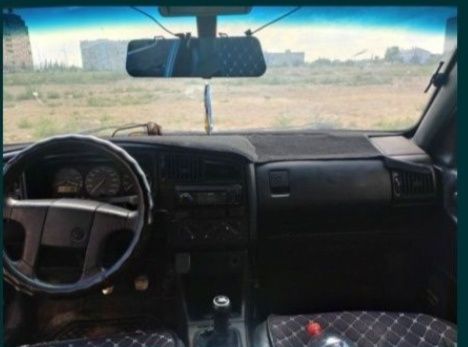 Продам машину Фольксваген Пассат б3